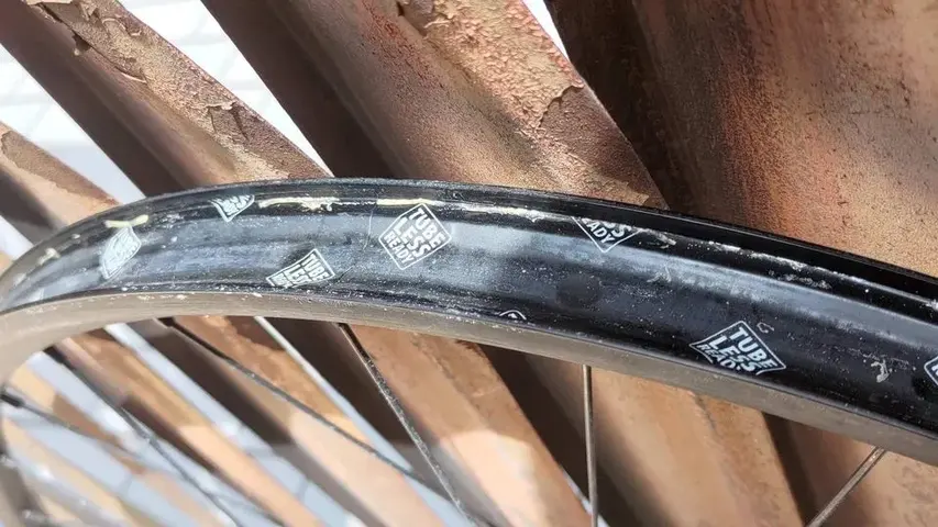 Specialized Mullet Wheelset — used bicycle for sale in Kuala Lumpur, Malaysia