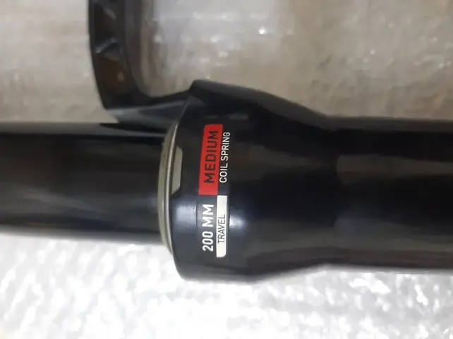 REDUCED! Rockshox Boxxer RC 27.5" DH Fork - 32mm Mick Hannah stem — used bicycle for sale in Kuala Lumpur, Malaysia