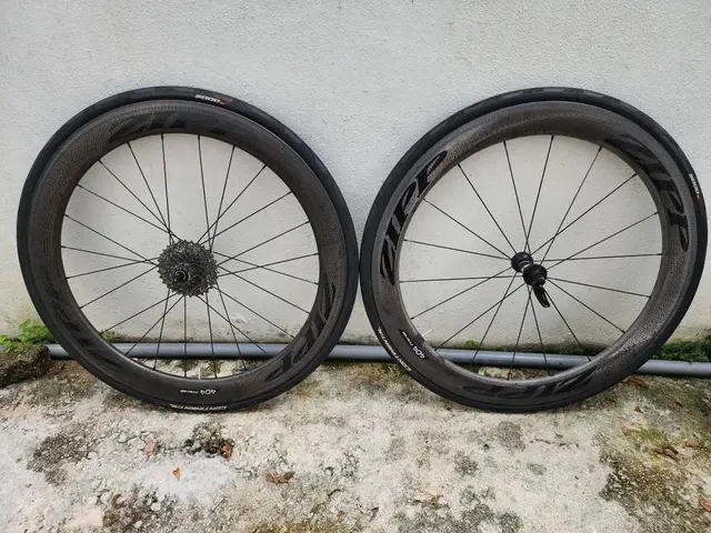 ZIPP 404 CLINCHER — used bicycle for sale in Selangor, Malaysia