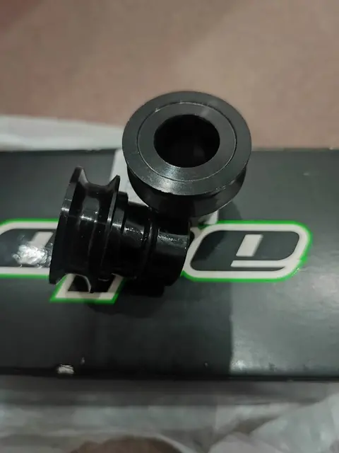 Hope Conversion Kit (Adaptor) for Rockshox — used bicycle for sale in Melaka, Malaysia