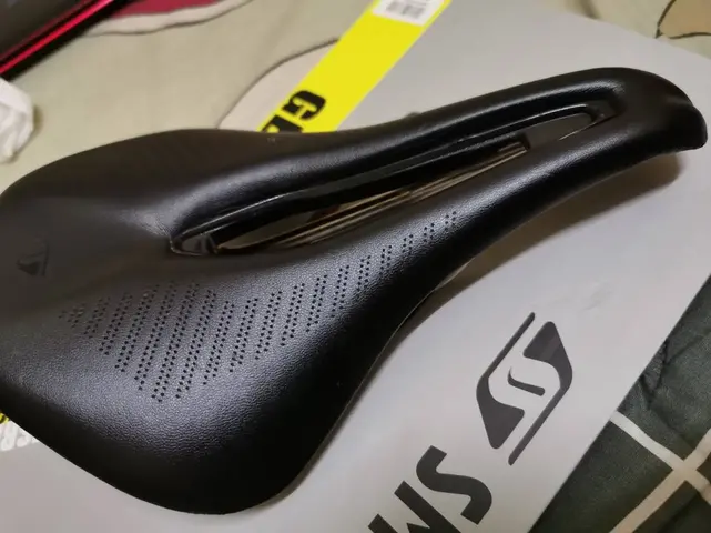 Smarco Power gel saddle — used bicycle for sale in Selangor, Malaysia