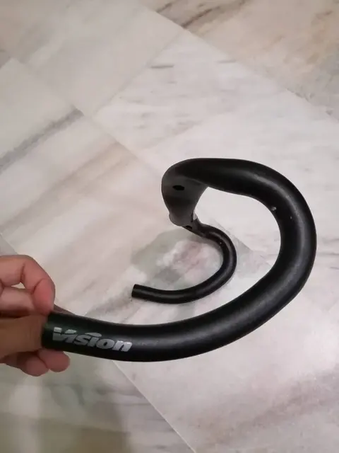 Vision Trimax Alloy Aero Compact Handlebar 400mm — used bicycle for sale in Selangor, Malaysia