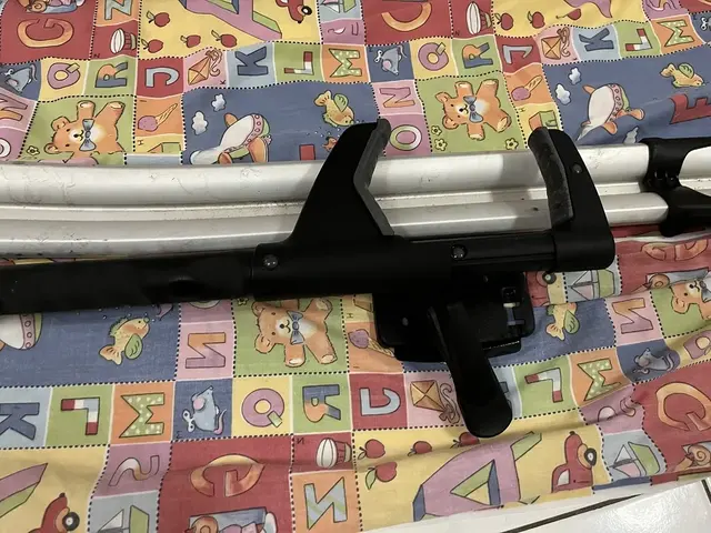 THULE 591 & Thule Cross Bar Roof Rack and Honda City kit with Lock — used bicycle for sale in Pulau Pinang, Malaysia