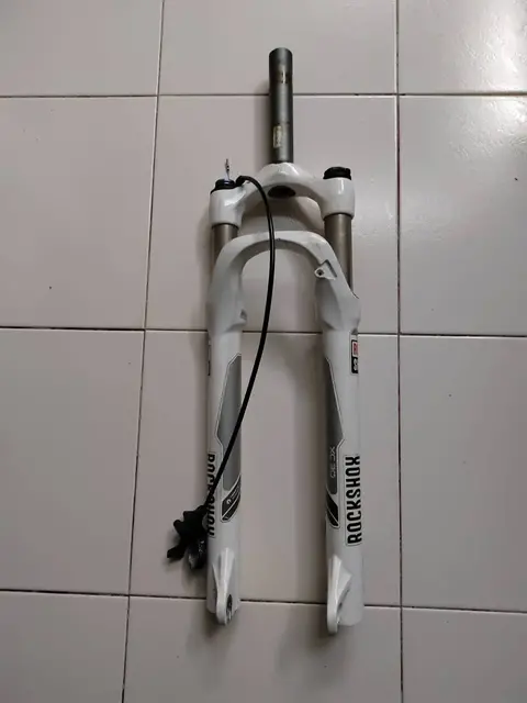 ROCKSHOX XC30 27.5", TRAVEL : 80mm (RARE), NON-TAPERED + REMOTE — brand new bicycle for sale in Selangor, Malaysia
