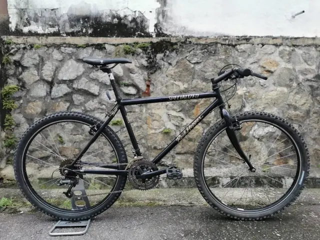 1991 Specialized Rockhopper Sport 18' (Made in USA) Vintage Retro MTB — used bicycle for sale in Selangor, Malaysia