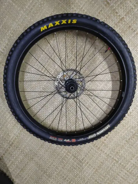 TAYAR BESERTA RIM, SAIZ 27.5 BOOST — brand new bicycle for sale in Selangor, Malaysia