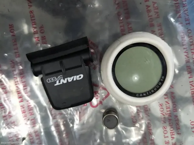 Giant wireless speedo meter - just need replace battery - cosmetically like new — used bicycle for sale in Pulau Pinang, Malaysia
