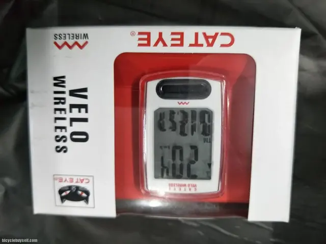 Cateye velo wireless special edition red - last unit clearance — brand new bicycle for sale in Pulau Pinang, Malaysia