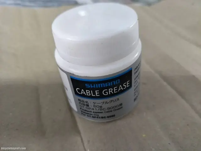 SHIMANO CABLE GREASE - 50GRAMS - LAST UNIT CLEARANCE — brand new bicycle for sale in Pulau Pinang, Malaysia