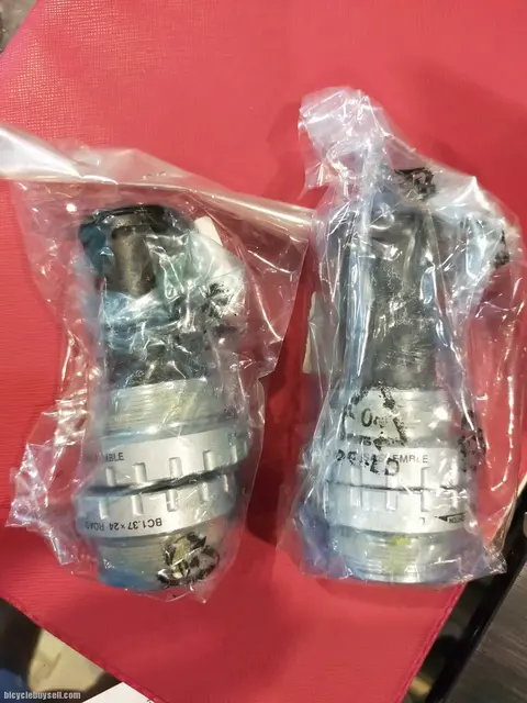 SHIMANO BB4700 - JAPAN SEALED BEARING - CLEARANCE SALES NOW ONLY RM69 ORIGINAL GUARANTEED (PER SET) — brand new bicycle for sale in Pulau Pinang, Malaysia