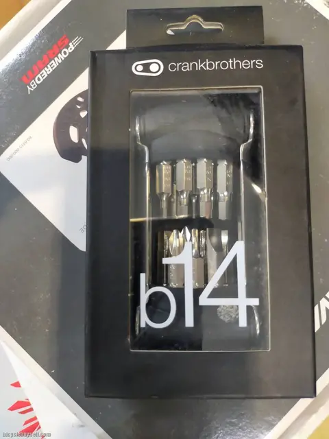 CRANK BROTHERS B14 MIULTITOOLS POCKET SIZE - LAST UNIT CLEARANCE — brand new bicycle for sale in Pulau Pinang, Malaysia