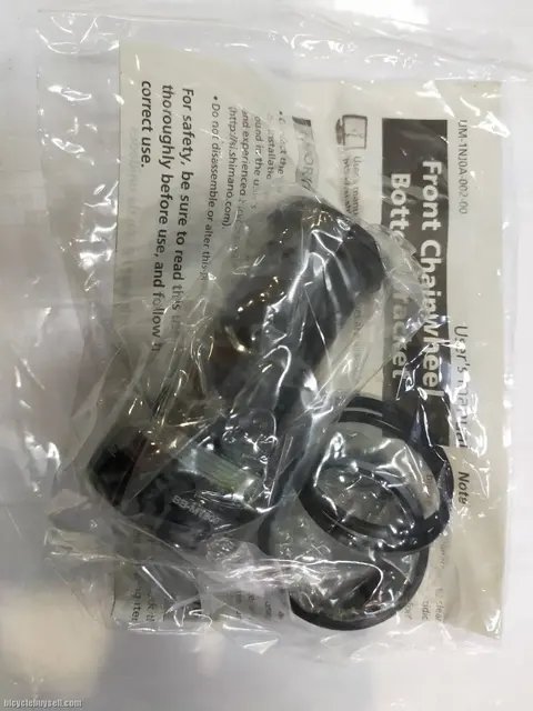 SHIMANO DEORE XT MT800 GENUINE BSA THREADED BB - LAST UNIT CLEARANCE — brand new bicycle for sale in Pulau Pinang, Malaysia