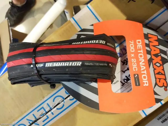 MAXXIS DETONATOR 700X23C CLEARANCE SALES — brand new bicycle for sale in Pulau Pinang, Malaysia