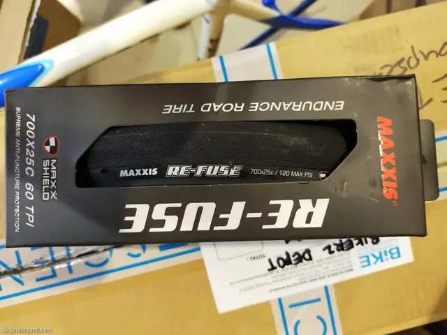 MAXXIS RE-FUSE 700X25C CLEARANCE SALES (GENUINE MAXXIS TIRE GUARANTEED) SALES — brand new bicycle for sale in Pulau Pinang, Malaysia
