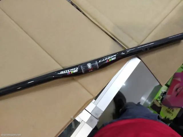 RITCHEY CARBON WCS SPECIAL FLAR BEND INWARDS 620 - USED ONE RIDE ONLY GUARANTEED GENUINE RITCHEY PAR — brand new bicycle for sale in Pulau Pinang, Malaysia