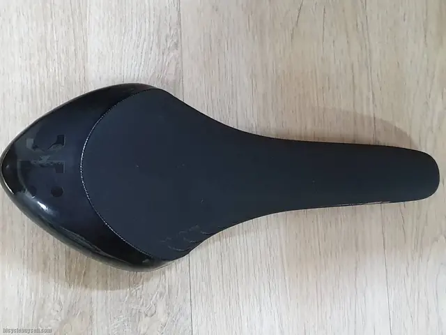 Fizik Arione Tri 2 Saddle — used bicycle for sale in Pulau Pinang, Malaysia