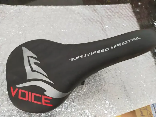 VOICE COMFORT SADDLE USED ONE RIDE ONLY — used bicycle for sale in Pulau Pinang, Malaysia