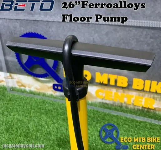 BETO 26" Ferroalloys Floor Pump Presta and Schrader (CMP-135SG5) — brand new bicycle for sale in Online Trading Only, Malaysia
