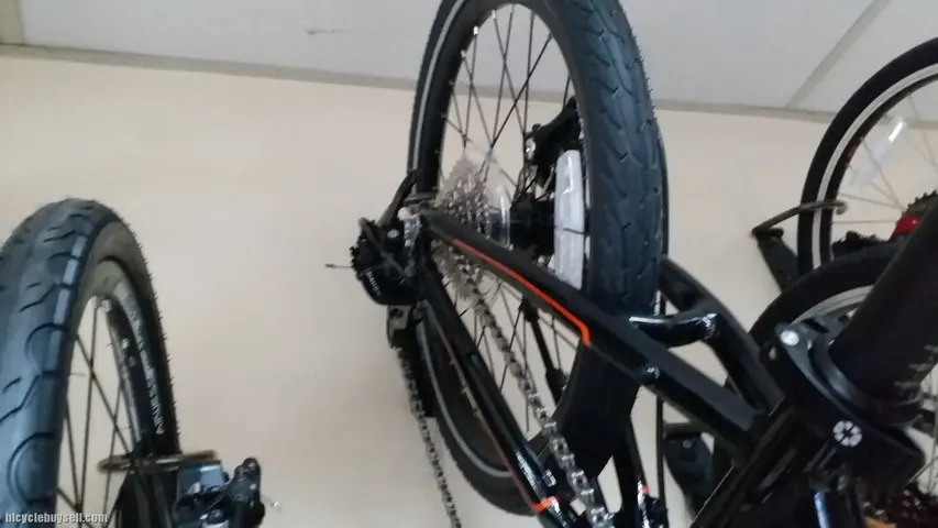 DAHON LAUNCH D8 20" FOLDING BIKE 8 SPEED — brand new bicycle for sale in Selangor, Malaysia