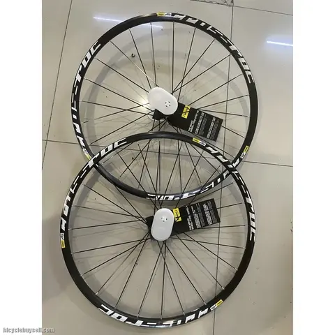 MAVIC CROSSROC 27.5 WHEELSET PAIR - SALES CLEARANCE LAST SET 650B — brand new bicycle for sale in Pulau Pinang, Malaysia