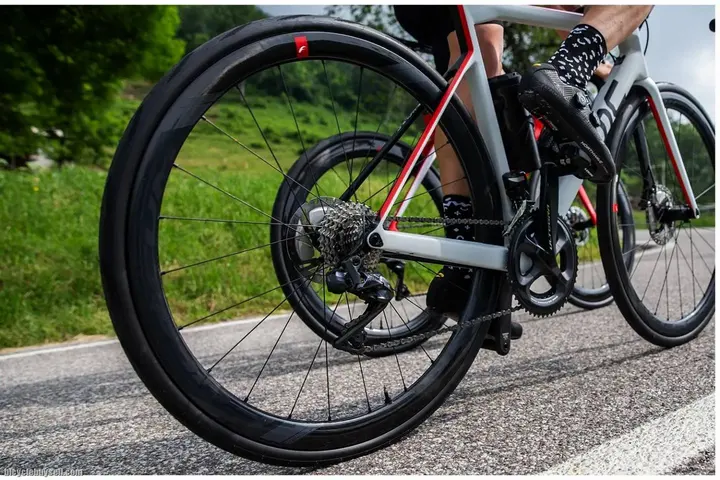 Fulcrum wind carbon 40mm — brand new bicycle for sale in Selangor, Malaysia