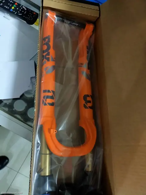 FOX FLOAT 32 YEAR2022 LATEST 29ER 100MM TRAVEL BOOST 15X110MM KASHIMA STEPCAST Original guaranteed T — brand new bicycle for sale in Pulau Pinang, Malaysia