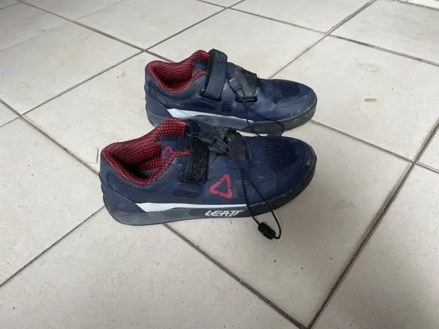 Kasut mtb 5.0 clip leatt — used bicycle for sale in Selangor, Malaysia