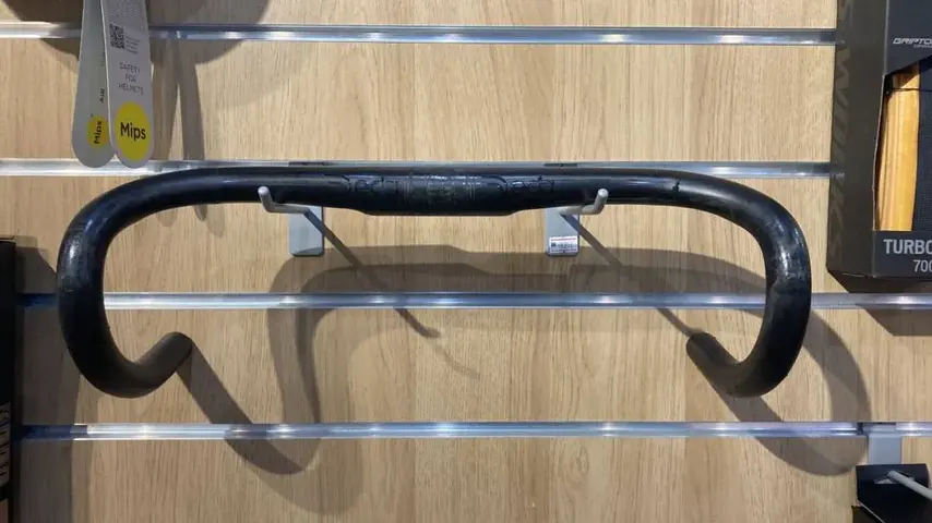 Deda Superzero Handlebar (Carbon) — used bicycle for sale in Kuala Lumpur, Malaysia