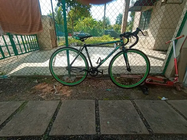 Fixie 700c — used bicycle for sale in Selangor, Malaysia