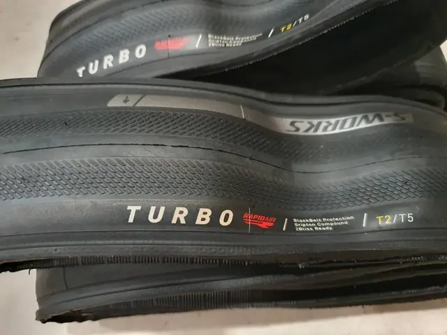 Specialized S-WORKS Turbo Rapidair 2Bliss Ready T2/T5 700x26mm tubeless tyres 2 pieces — brand new bicycle for sale in Pulau Pinang, Malaysia