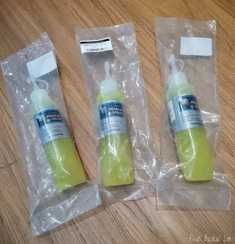 Shimano Premium Grease (100g) — brand new bicycle for sale in Johor, Malaysia