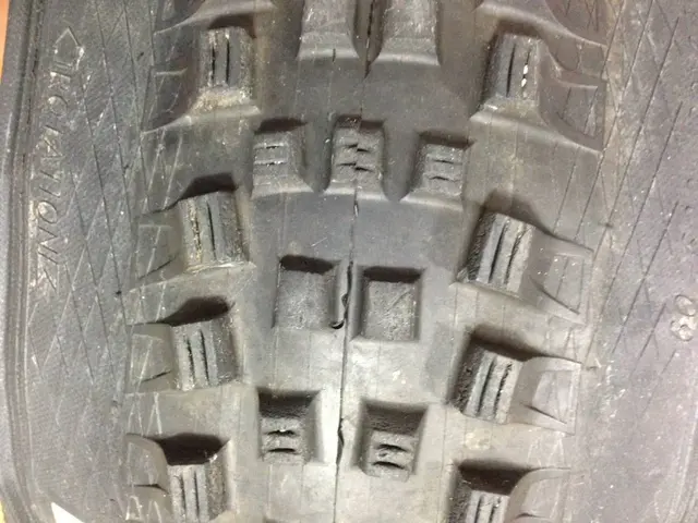SCHWALBE MAGIC MARY TIRE 29X2.35 COMPOUND TLE EVO ADDIX SOFT — brand new bicycle for sale in Selangor, Malaysia